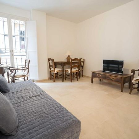 Optimus Conde De Ibarra Apartment Seville Exterior photo
