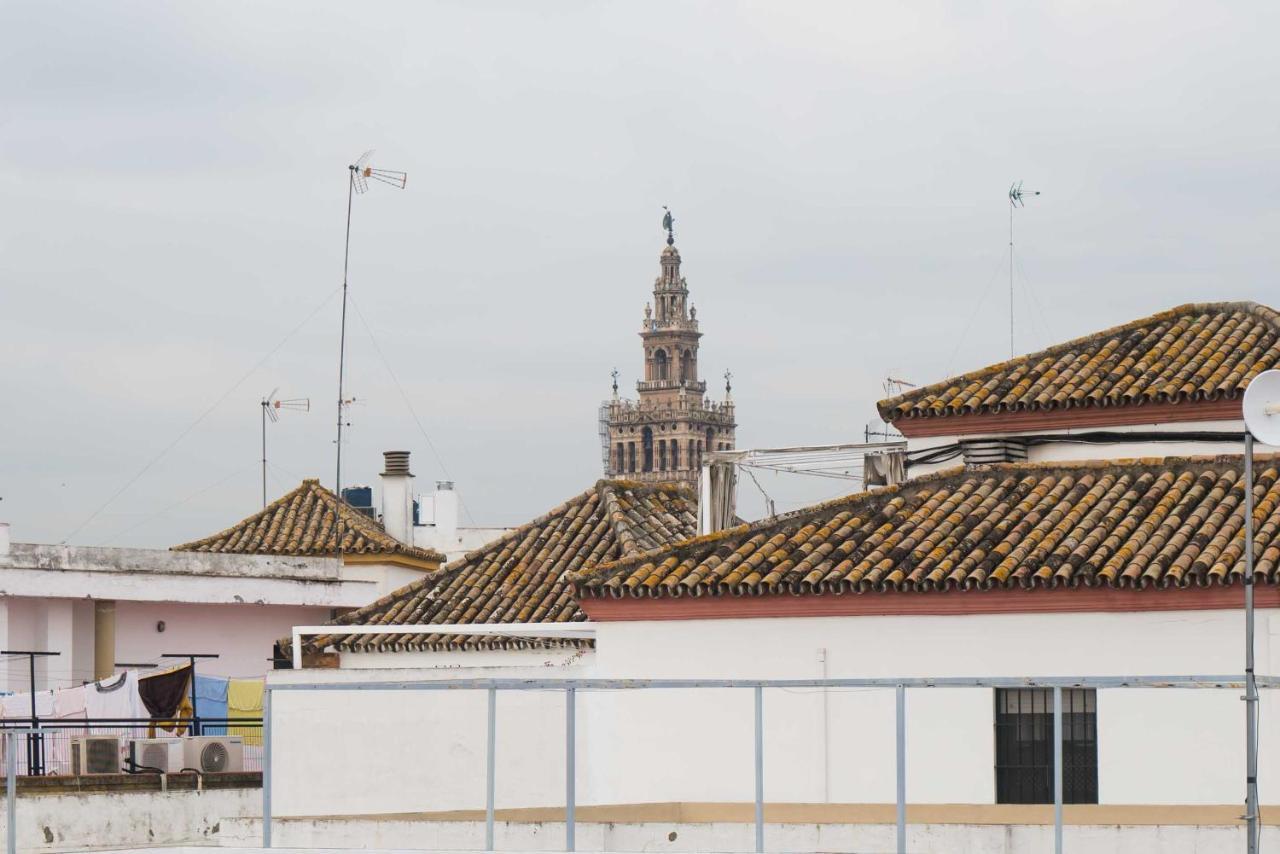 Optimus Conde De Ibarra Apartment Seville Exterior photo