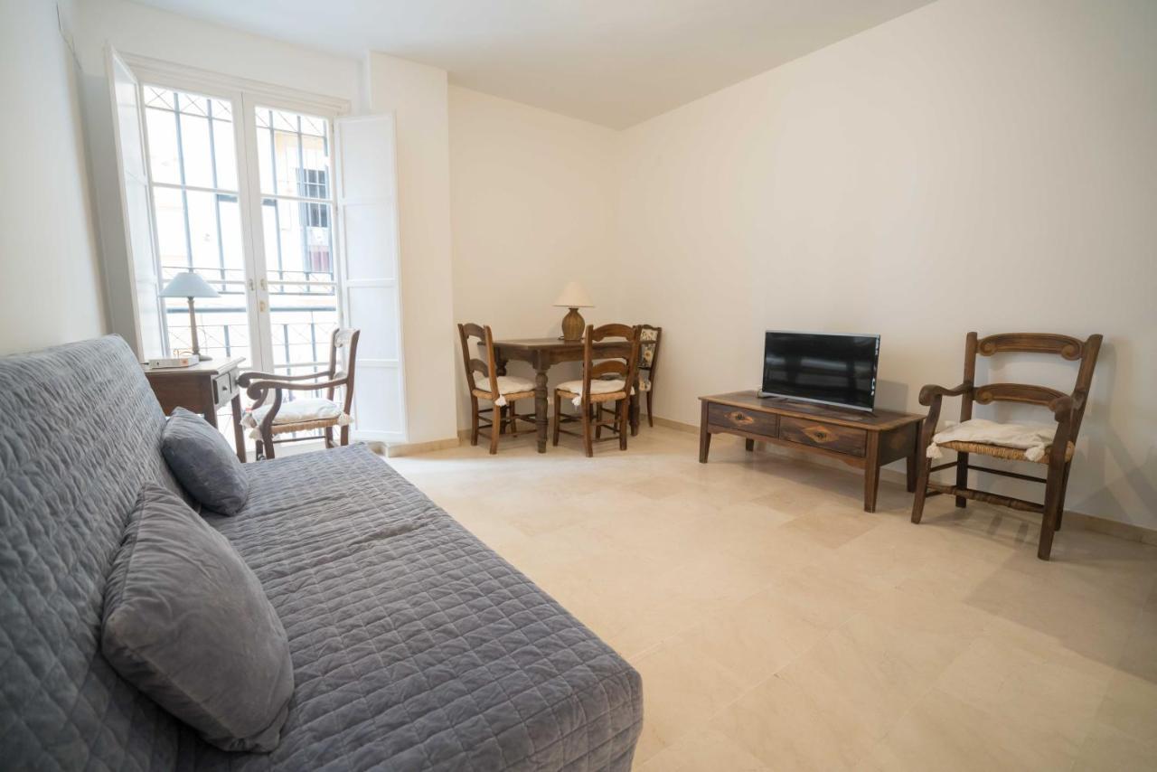 Optimus Conde De Ibarra Apartment Seville Exterior photo